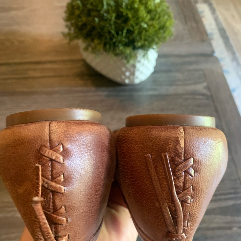 Gorgeous NEW Frye Flats!!! - Picture 6 of 12